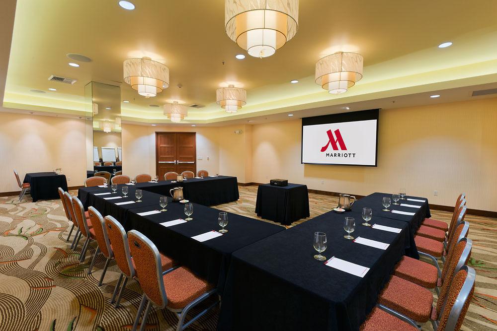 Long Beach Marriott Kültér fotó