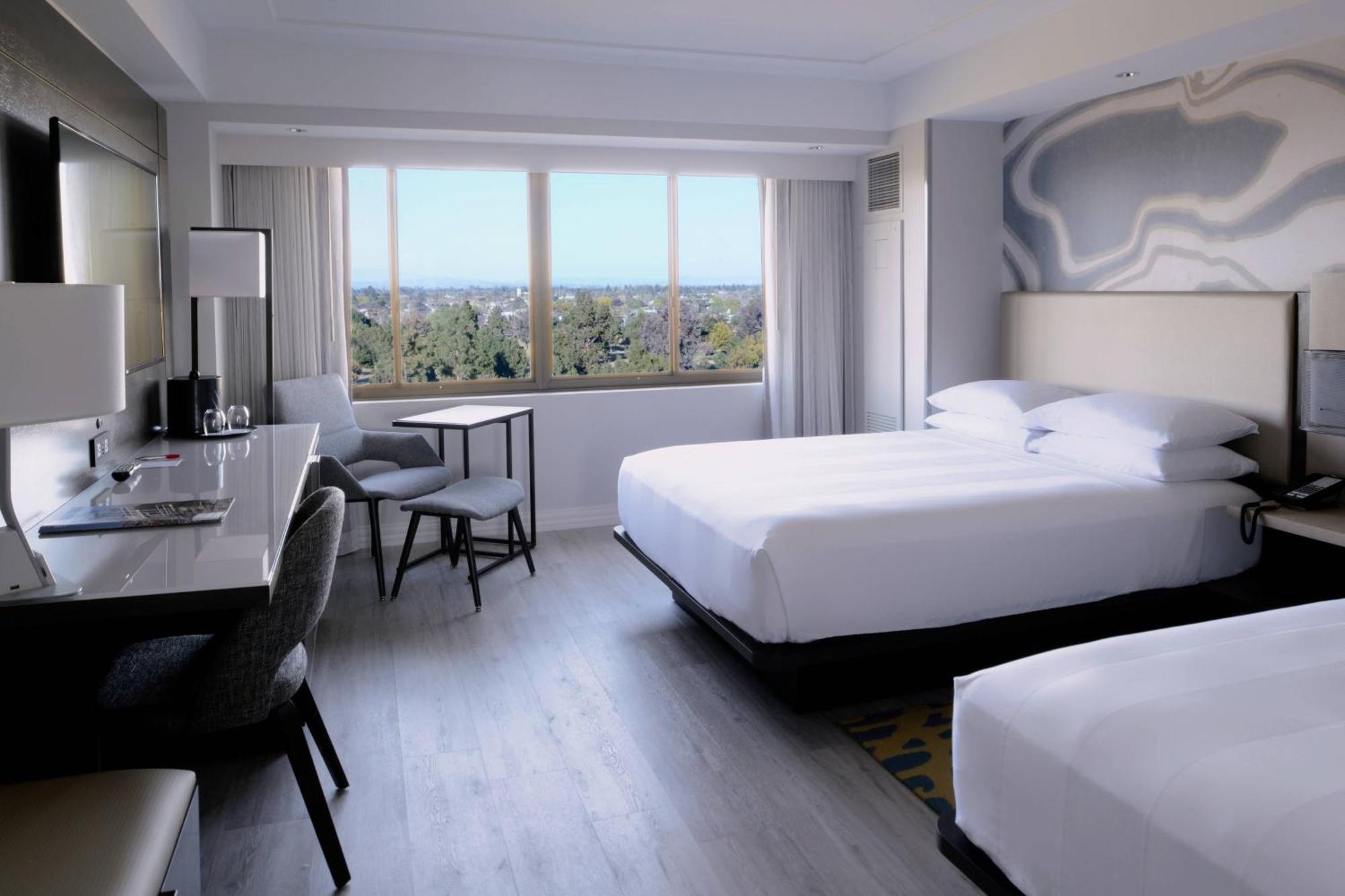 Long Beach Marriott Kültér fotó